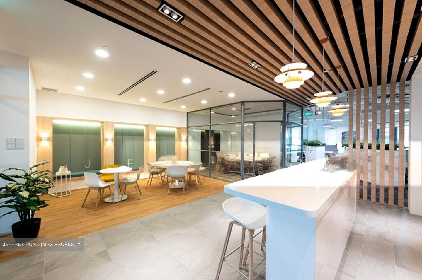 PLUS (D1), Office #623028631